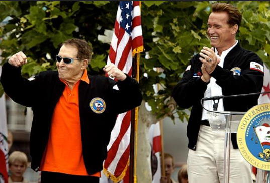 Jack Lalanne and Arnold Schwarzenegger